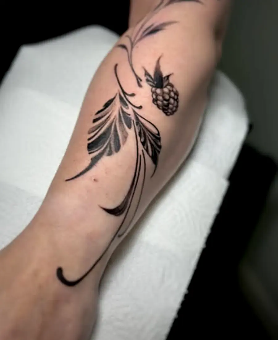 Botanisches Fineline Tattoo