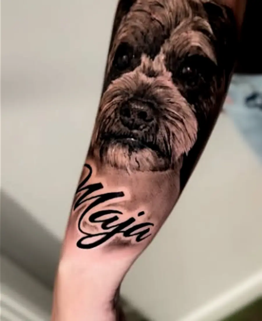 Realistisches Hundeportrait Tattoo
